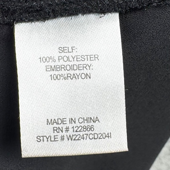 Chenault Women’s 1X Black Sleeveless Embroidered Floral Blouse Sheer - Picture 5 of 9